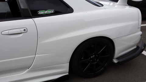 URAS Nissan Skyline R34 (ER34) Type R Front and Rear Fender Set (4 Door)