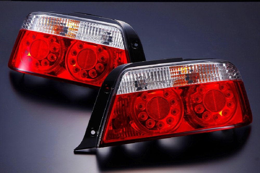 D-Max Toyota Chaser (JZX100) Racing Spec Rear Fender Right 2-Piece Kit