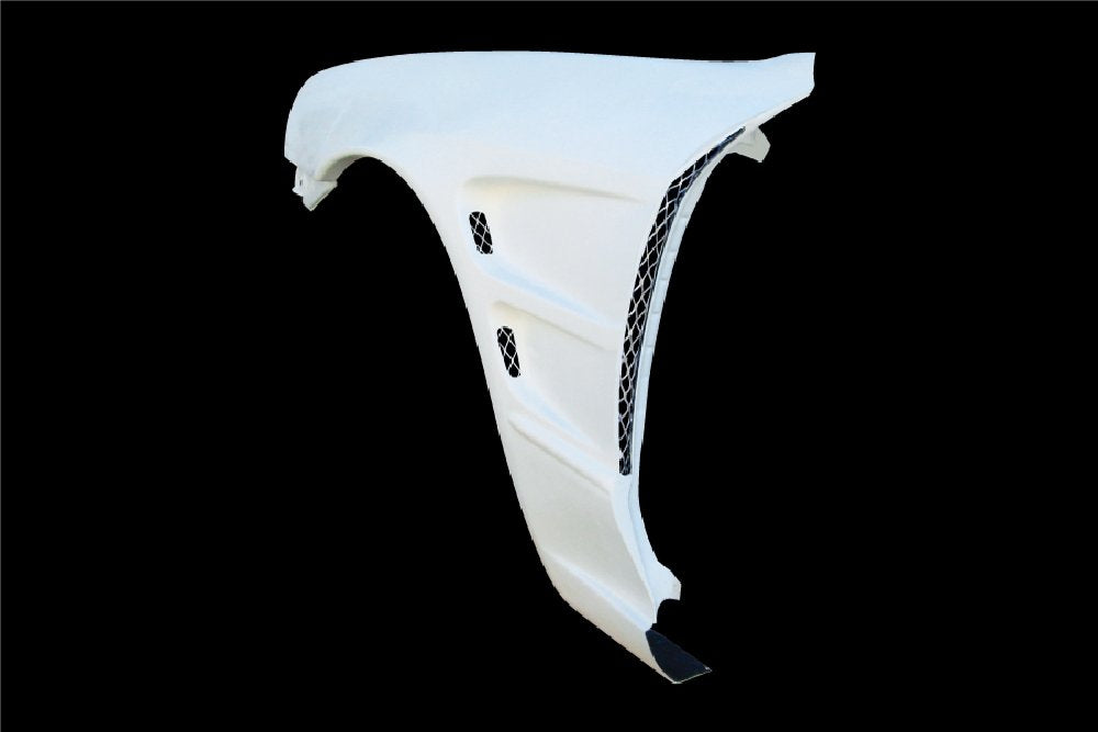 D-Max Nissan Skyline (R32) Rear Over Fenders 20mm
