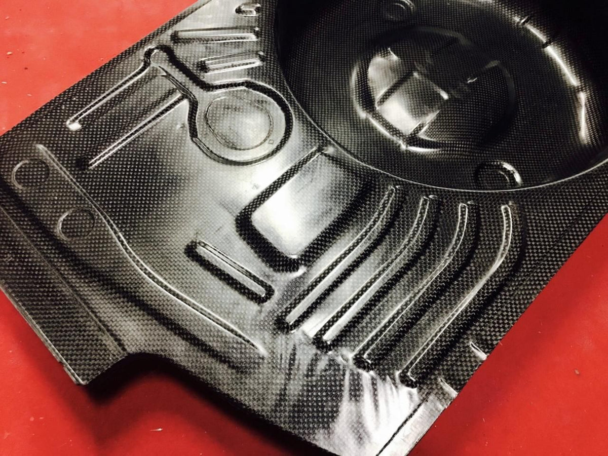 IMPULSE Toyota Corolla Levin / Trueno (AE86) Dry Carbon Rear Floor Panel
