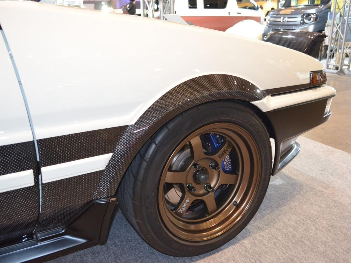 IMPULSE Toyota Corolla Levin / Trueno (AE86) Dry Carbon Front Fender (One Side)