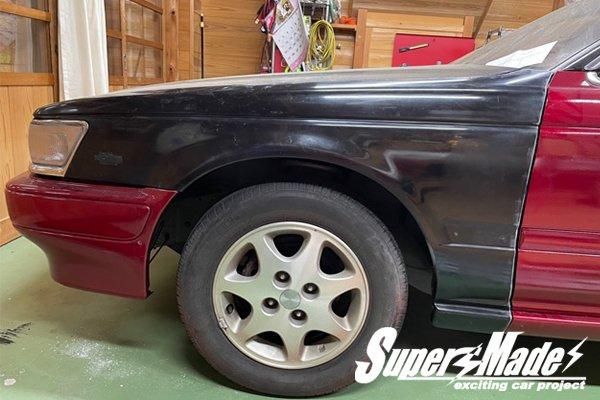 SuperMade Nissan Laurel (C33) Factory Shape Front Fenders