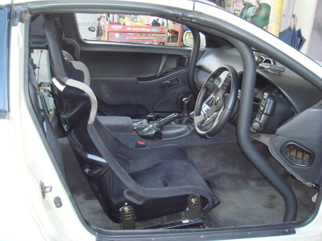 Saito Roll Cage Nissan Fairlady Z (300ZX / Z32) 2by2 T-Bar Roll Cage