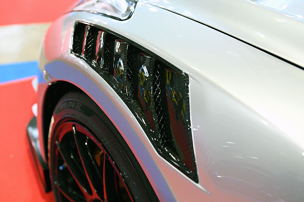 Top Secret R35 GT Front Wide Fenders