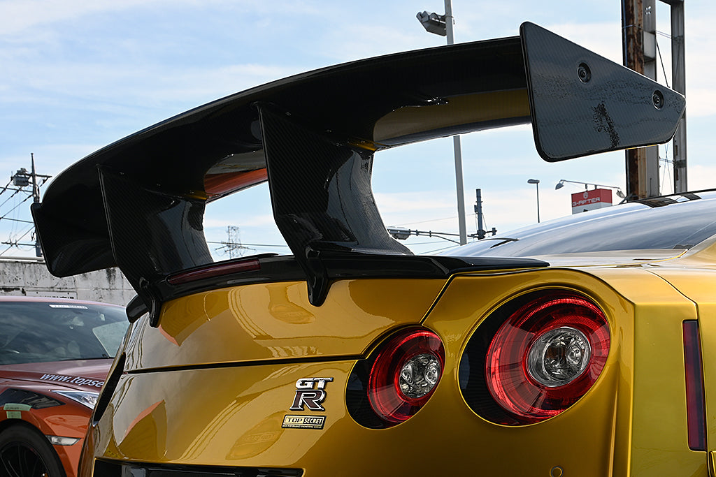 Top Secret R35 GT Wing ST2 (High Mount)