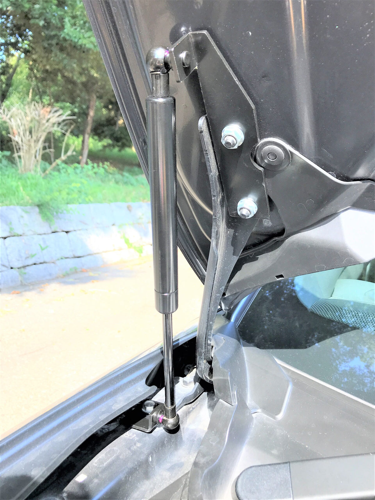 Kazama Toyota 86 / GR86 / Subaru BRZ Bonnet Gas Dampers
