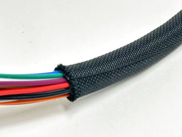 Do-Luck Slit Wire Protection Tube, 10mm dia (per meter