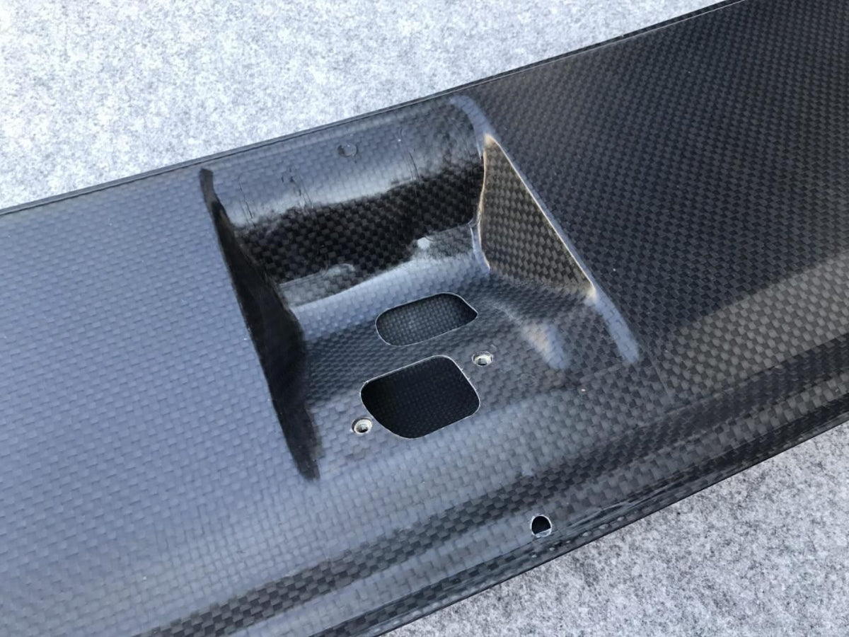 IMPULSE Toyota Corolla Levin / Trueno (AE86) Dry Carbon Rear Hatch and Trunk