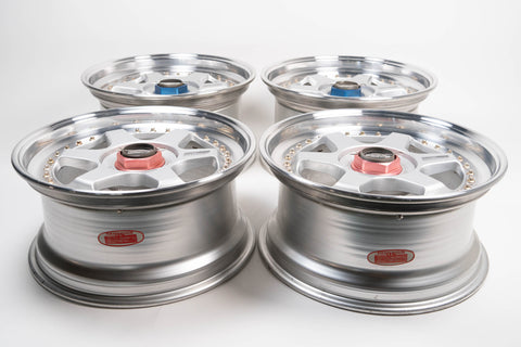 Racing Beat RB-02 17" 8J +35, 9J +35 (5x114.3)