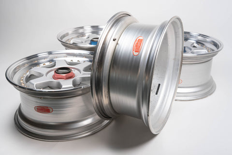 Racing Beat RB-02 17" 8J +35, 9J +35 (5x114.3)