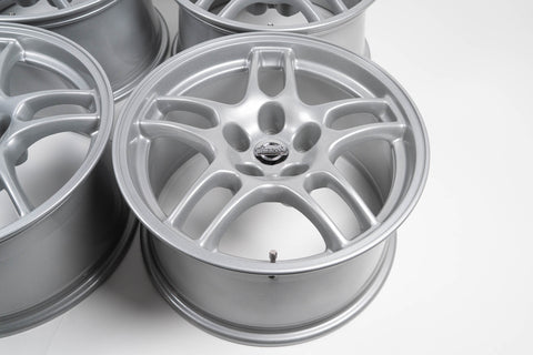 Nissan Skyline R33 GTR 17" 9J +30 (5x114.3)