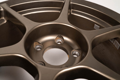 Buddy Club P1 17" 8J +32 (5x114.3) Pair