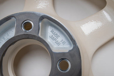 Yokohama AVS VS6 16" 7J +30 (4x114.3)