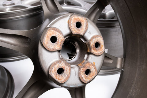 Nissan Skyline R34 GTR 18" 9J +30 (5x114.3)