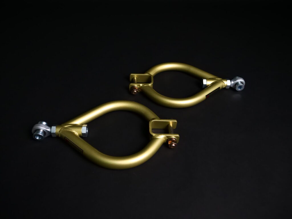 IKEYA FORMULA Nissan Skyline GTS-4 (HNR32) Suspension Parts