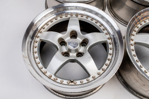 Stern Schmiede R-16S 17" 9J +24 (5x114.3)