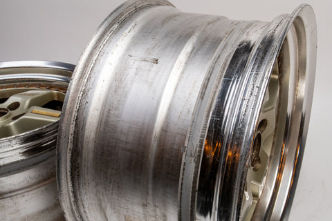 Desmond Wise Sports 18" 10J +42 (5x114.3) Pair