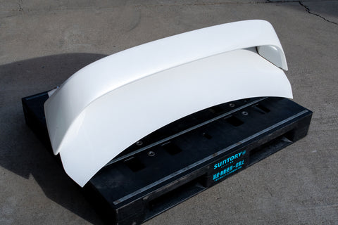 Toyota Altezza SXE10 Trunk & TRD Spoiler