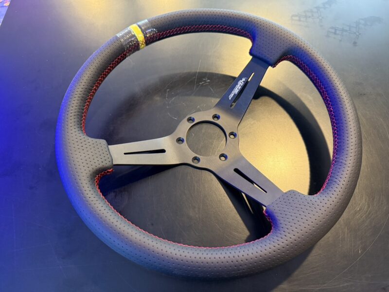 Kazama 34cm Semi Deep Steering Wheel D70