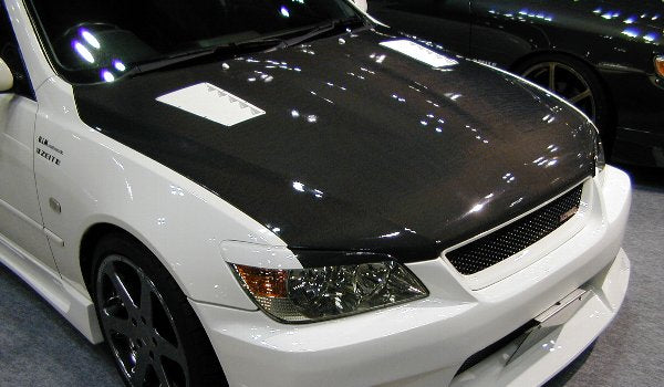 Elixir Toyota Altezza Gita (SXE10) Carbon Bonnet (No Duct)