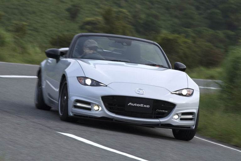 AutoExe Mazda Roadster (ND) Rear Under Panel ND-05 (for Sports Muffler)