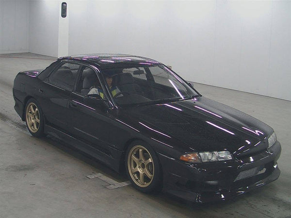 Nissan Skyline R32 / GT-R