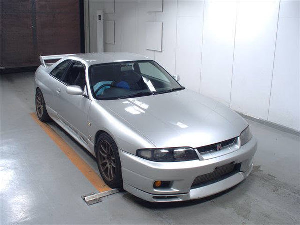 Nissan Skyline R33 / GT-R