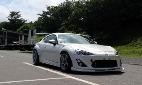 URAS Toyota 86 / Subaru BRZ (ZN6 / ZC6) Sports Rear Mud Guards (BRZ)