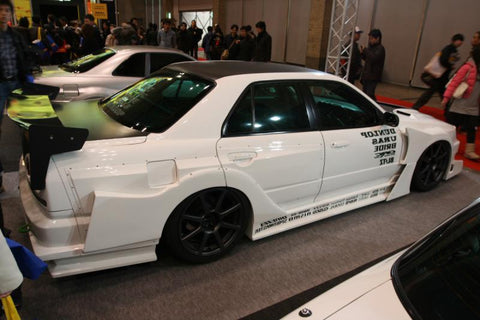 URAS Nissan Skyline R34 (ER34) Type GT Side Skirts