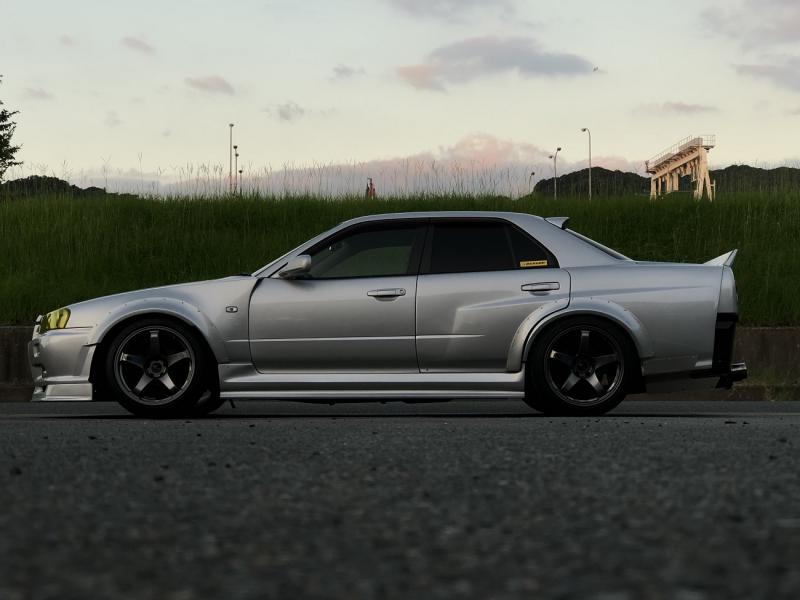 URAS Nissan Skyline R34 (ER34) Back Panel Cover (4 Door)