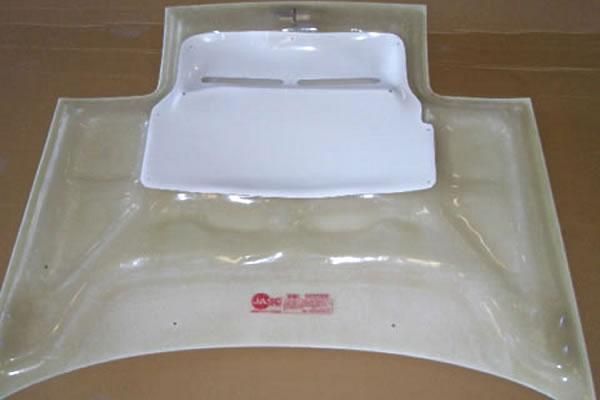 Garage Vary Mazda Roadster (NA6 / NA8) Rain Guard for T-1 Bonnet (FRP)