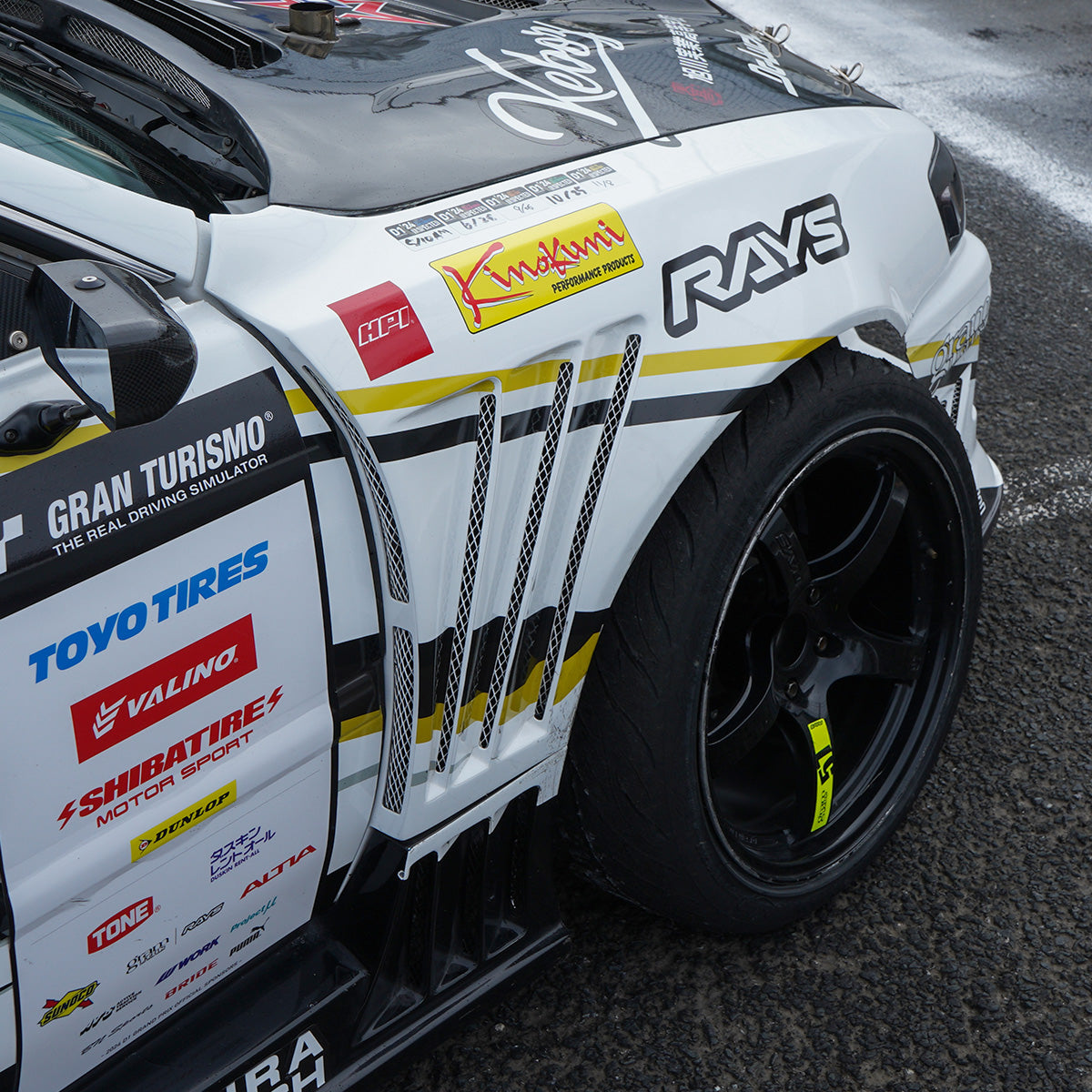 D-Max Toyota Chaser (JZX100) Racing Spec Front Fenders (70mm)