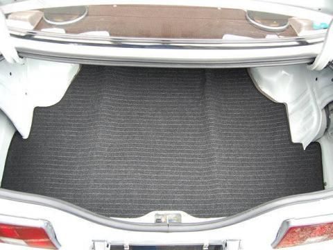 IMPULSE Toyota Corolla Levin / Trueno (AE86) Interior Mats and Shift Cover