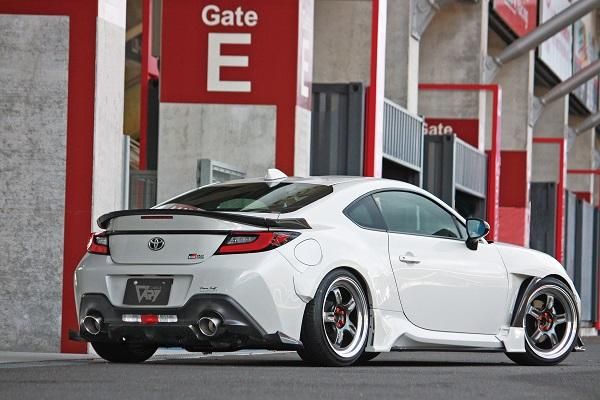 Garage Vary Toyota GR86 / Subaru BRZ (ZN8 / ZD8) Front Fenders (FRP)