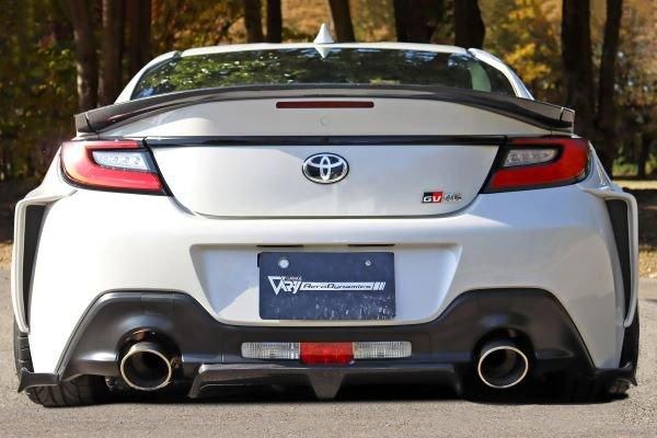 Garage Vary Toyota GR86 / Subaru BRZ (ZN8 / ZD8) Nanchatte Blister Fenders