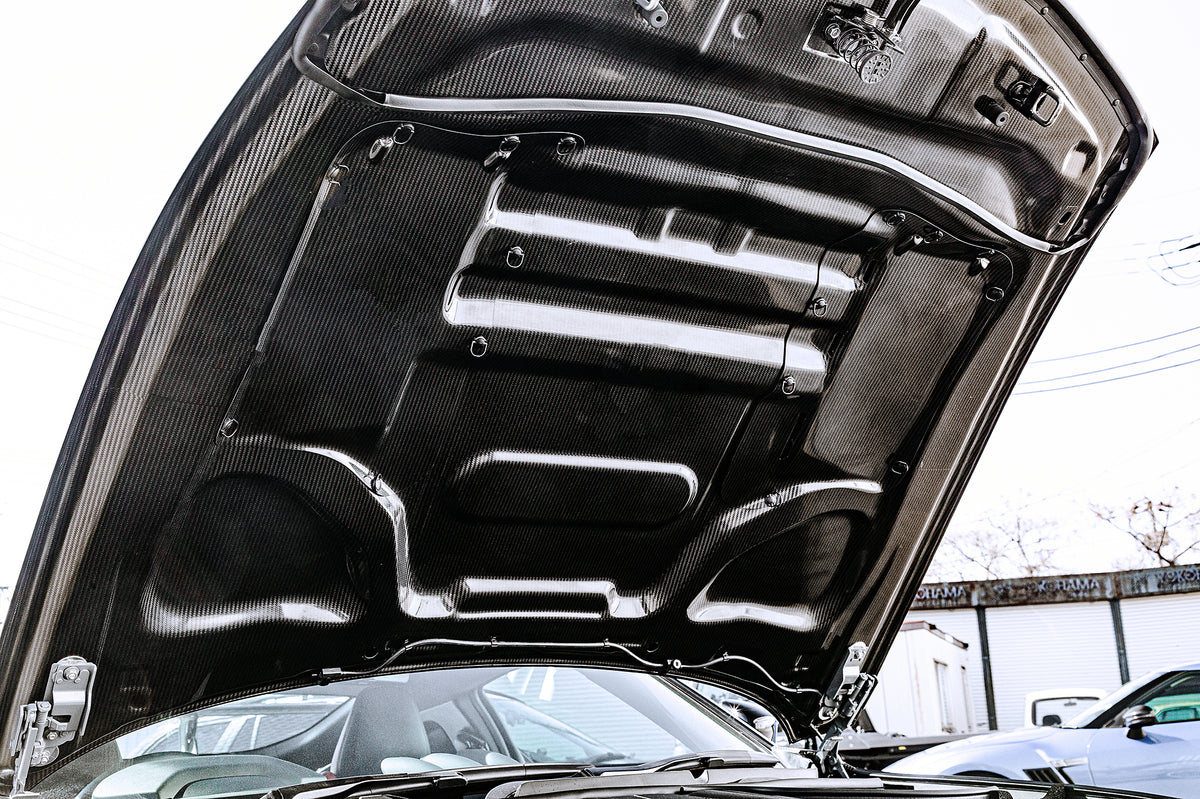 Top Secret RZ34 Dry Carbon Bonnet with Ducts