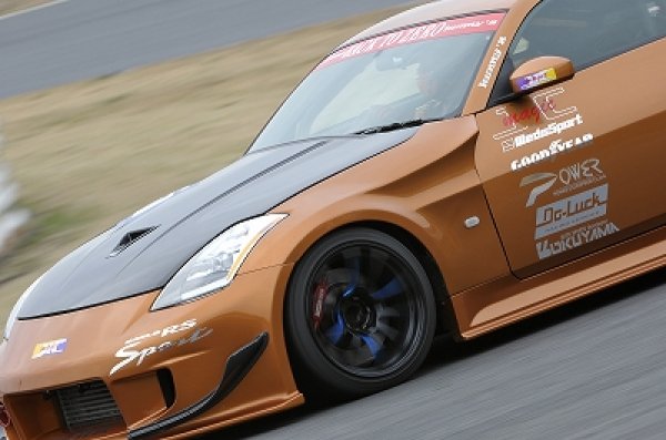Do-Luck Nissan Fairlady Z (350Z / Z33) Front Blister Fender