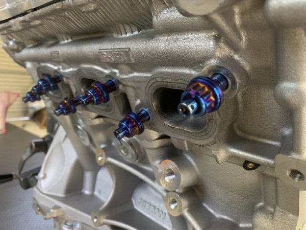 Do-Luck Nissan GT-R (R35) Stud Bolt Set, VR38