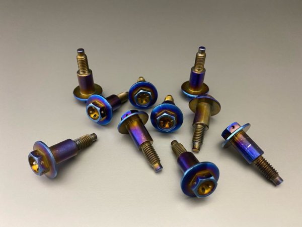 Do-Luck Nissan GT-R (R35) Bolt Set, VR38DETT Valve Cover