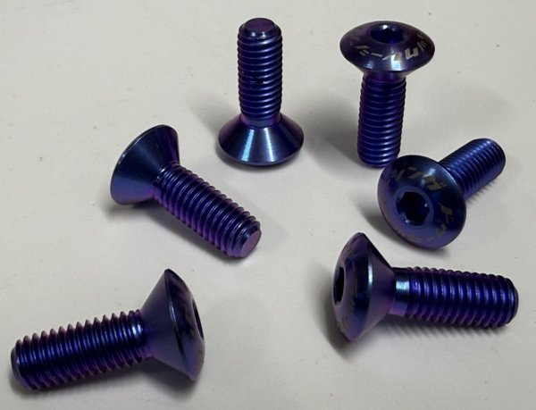 Do-Luck Steering Bolt Set with Case