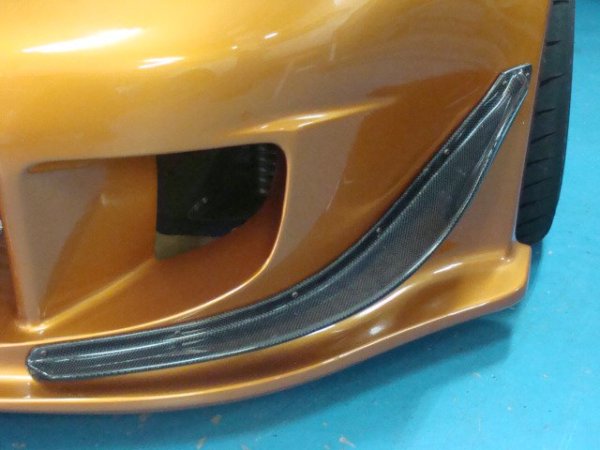 Do-Luck Nissan Fairlady Z (350Z / Z33) Carbon Front Bumper Canards