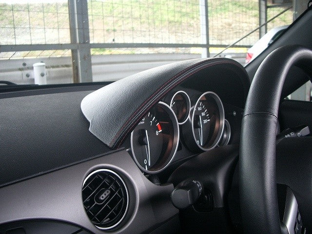 ZOOM ENGINEERING Mazda NC Roadster Meter Hood with Synthetic Leather