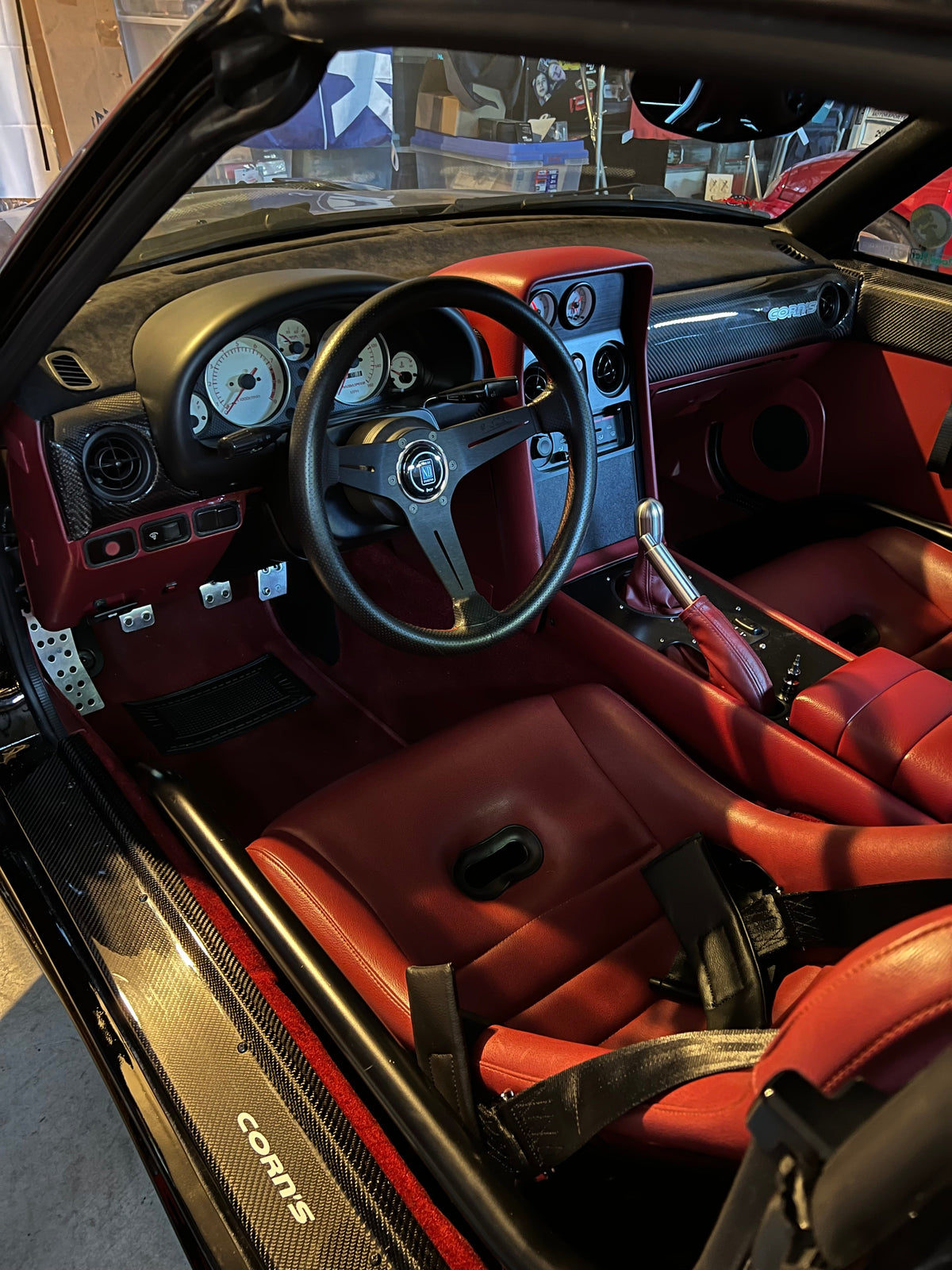 ZOOM ENGINEERING Mazda Roadster (NA6 / NA8) Eunos NA Roadster Manual Trad Style Console (NA Red Leather) (Black Black Black Black)