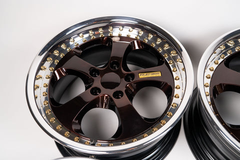 RE Amemiya AW-7 by Desmond 17" 8J +35 / 9J +35 (5x114.3)