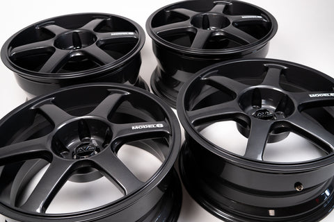 Yokohama Advan AVS Model 6  17" 9J +45, 8J +35 (5x114.3)