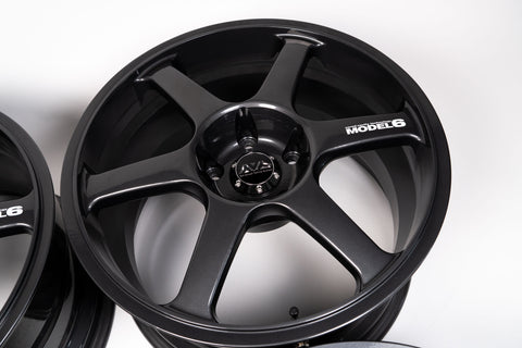 Yokohama Advan AVS Model 6  17" 9J +45, 8J +35 (5x114.3)
