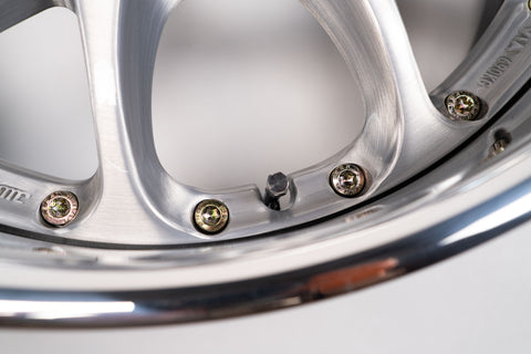 SSR Agle Strusse 17" 9J +3 (5x114.3) Pair