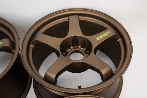 URAS NS-01 17" 9.5J +15, 9J +30 (5x114.3)