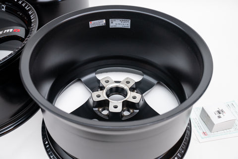 Nismo Omori Factory Spec Rays Engineering LMGT4 18" 10.5J +15, 9.5J +12 (5x114.3)