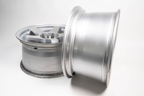 URAS NS-01 17" 9J +30 (5x114.3) Pair